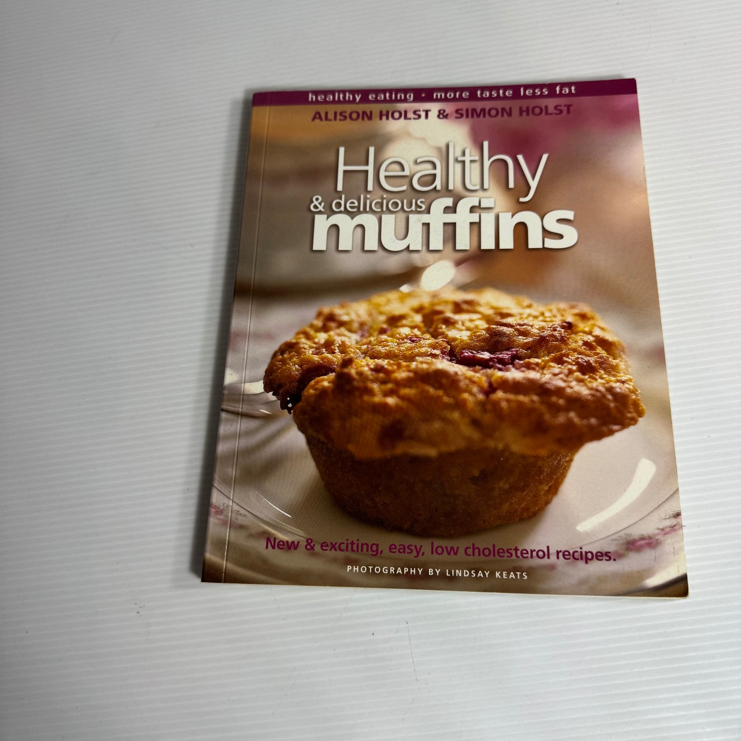 Muffin Book Bundle x 3 : The Muffin Bible : Heavenly Muffin Recipes, Marvellous Muffins - Alison Holst, Healthy & Delicious Muffins - Alison Holst & Simon Holst (3177)