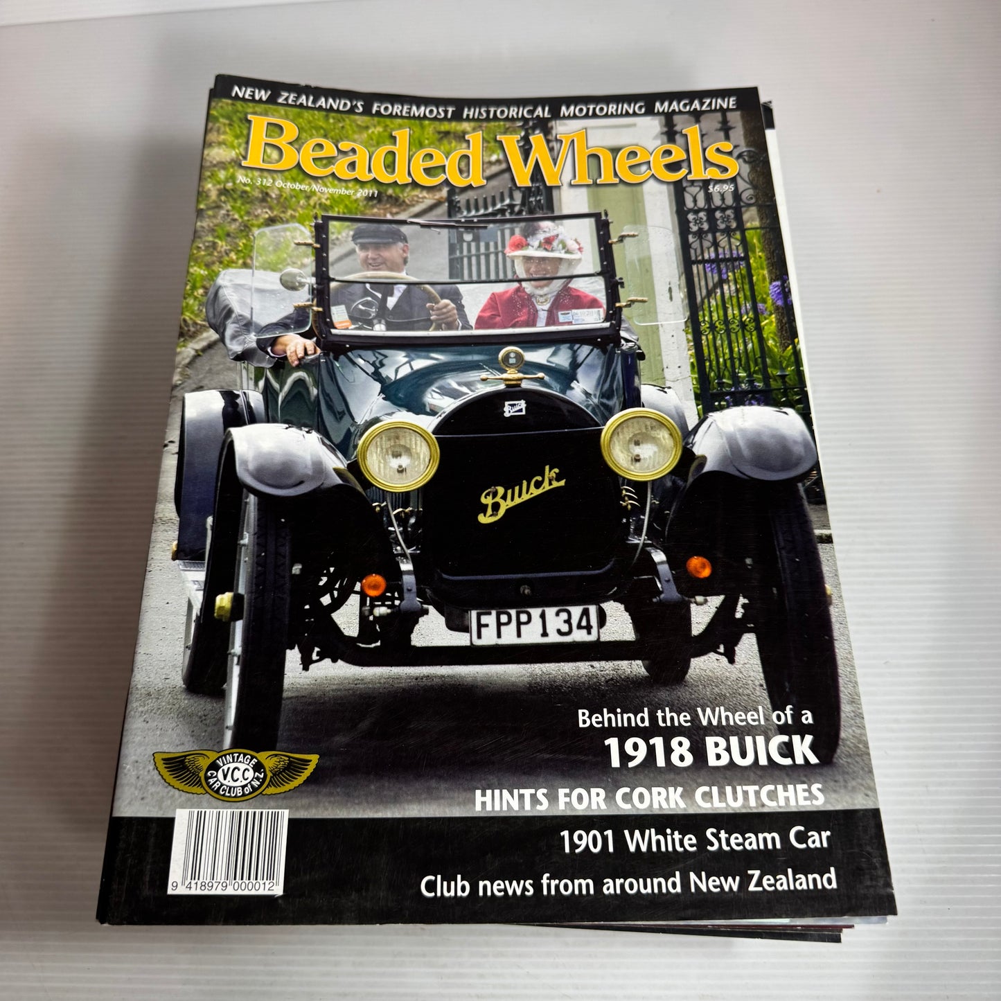 2011-2014 Vintage Beaded Wheels Magazine Bundle x 25 Magazines (2623)