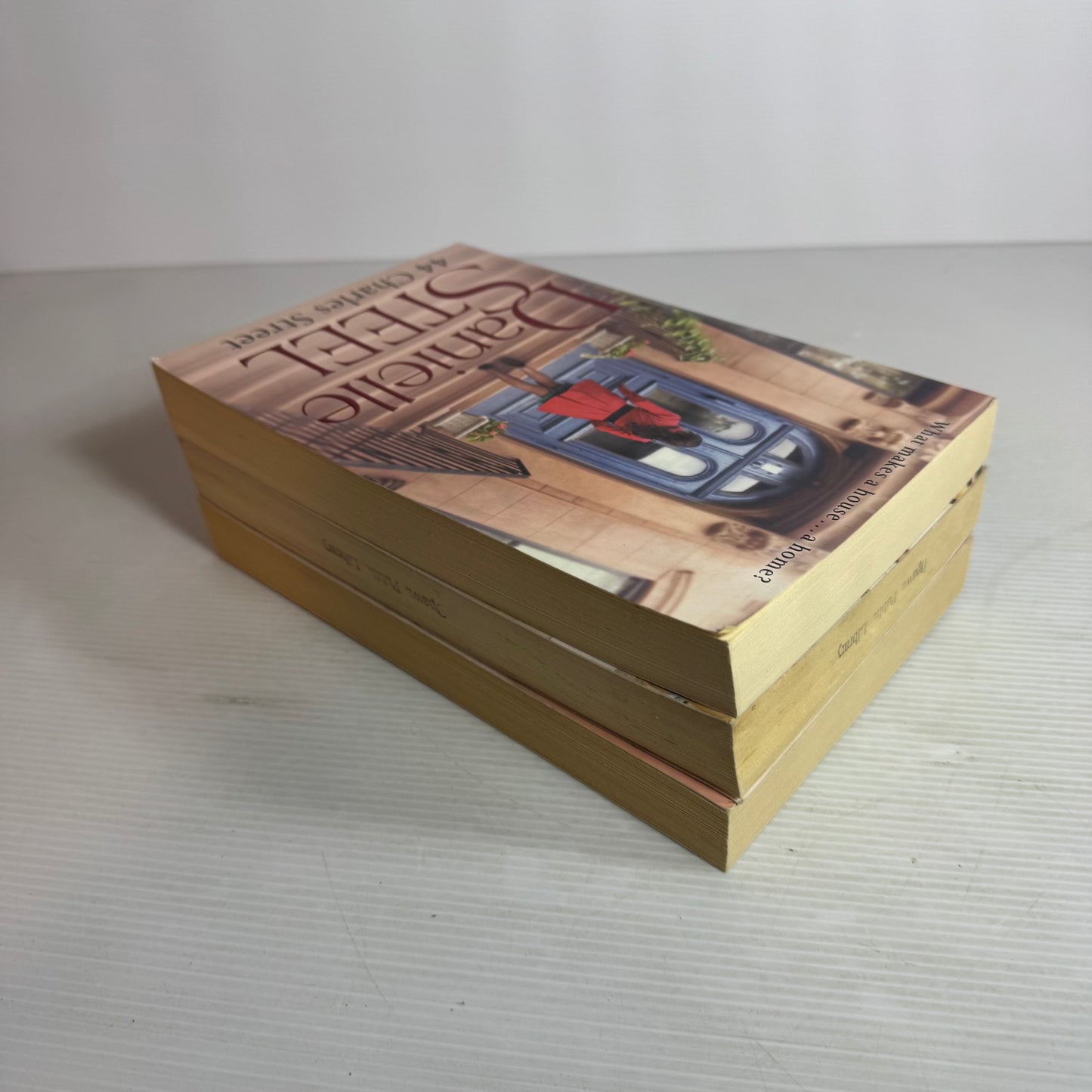 Danielle Steel Large Paperback Book Bundle x 3 : 44 Charles Street, Family Ties, Friends Forever (2821)