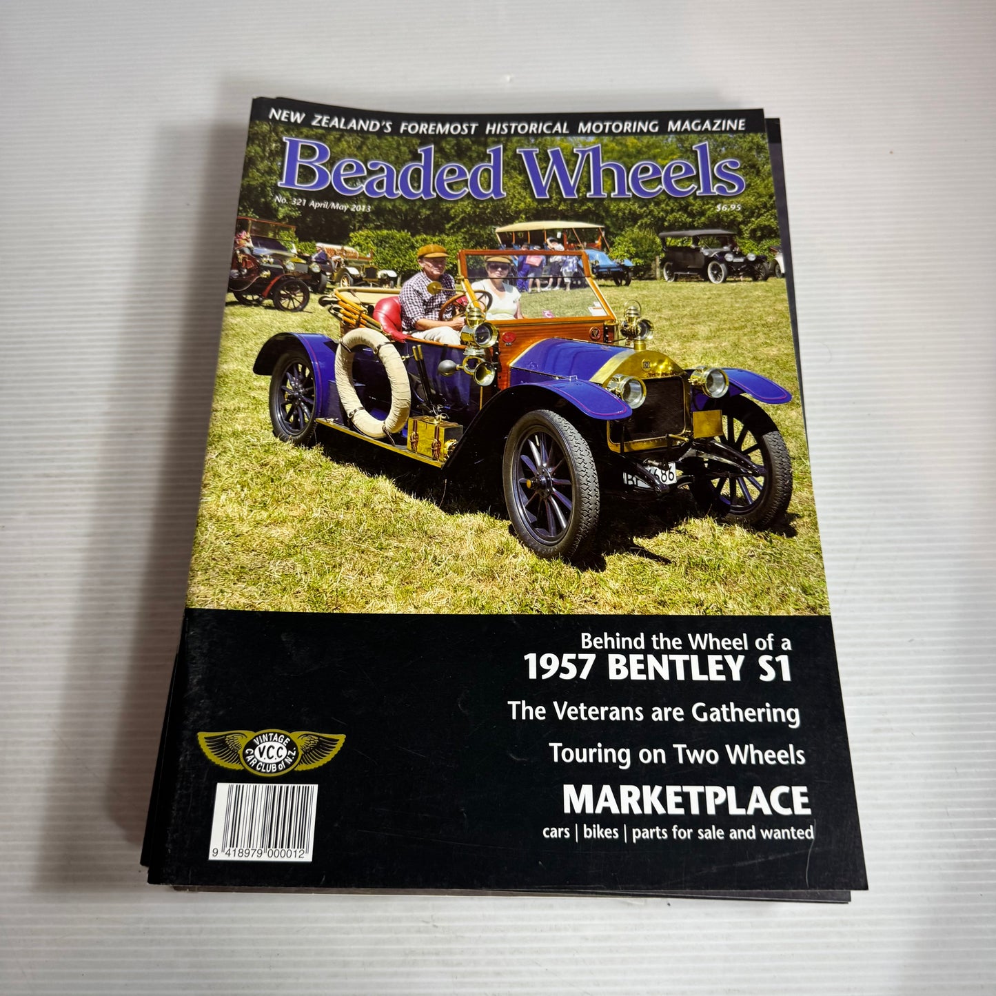 2011-2014 Vintage Beaded Wheels Magazine Bundle x 25 Magazines (2623)