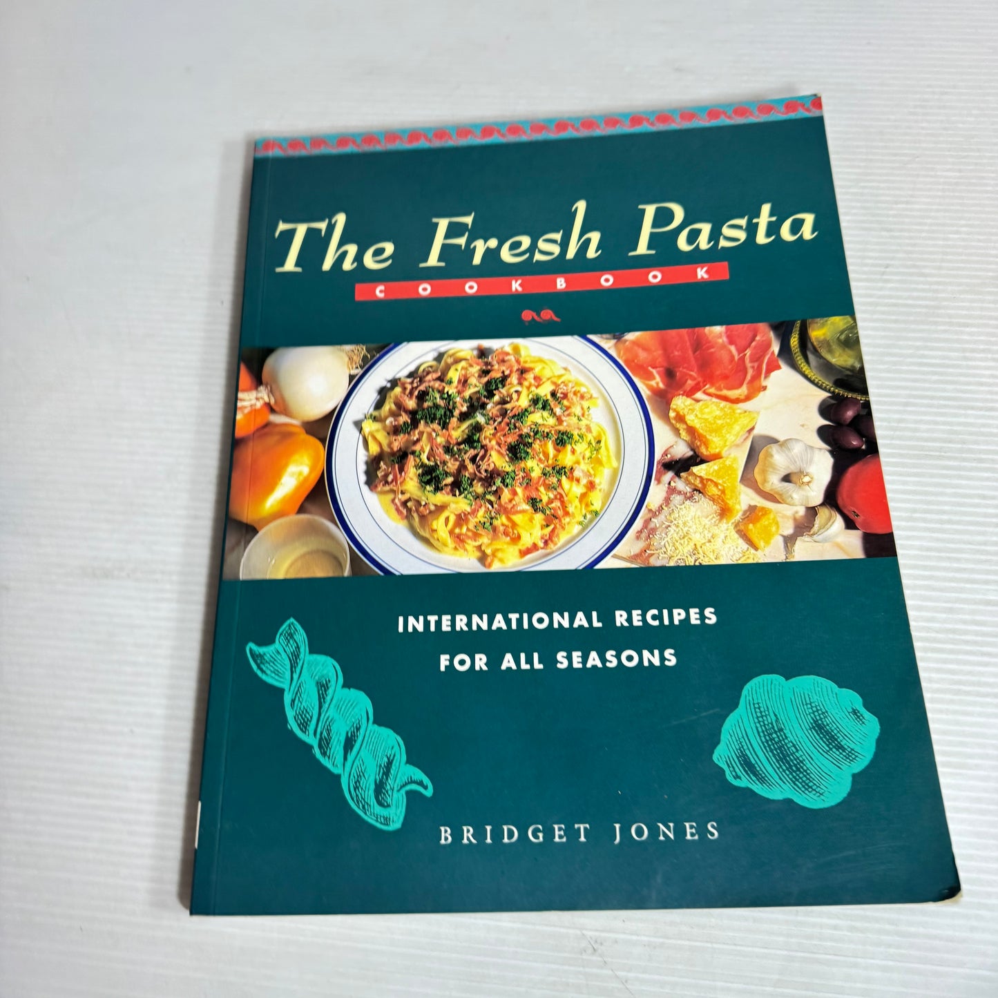 Pasta Cookbook Bundle x 3 : Piggy Pasta and More Food With Attitude - Rebecca Woolfall & Suzi Tait-Bradly, The New Pasta Cookbook - Joanne Glynn, The Fresh Pasta Cookbook - Bridget Jones (3046)