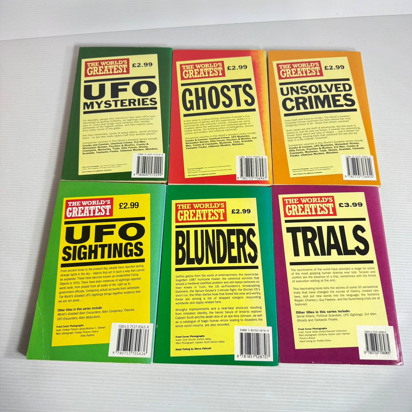 The World's Greatest Book Bundle x 6 : UFO Mysteries, UFO Sightings, Ghosts, Unsolved Crimes, Blunders, Trials(2812)