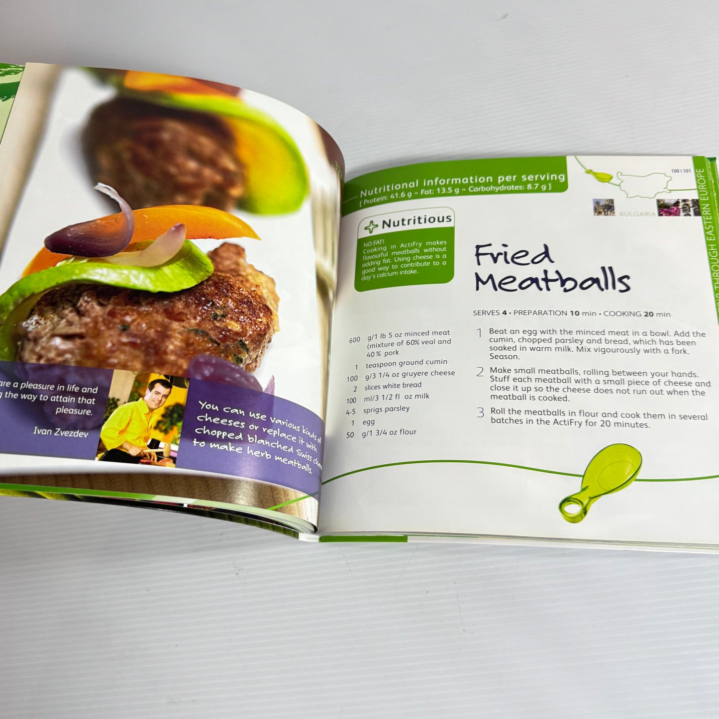 Air Fryer Book Bundle x 2 : The Easiest Air Fryer Book Ever! - Kim McCosker & Taste the World with Actifry - Tefal (3207)