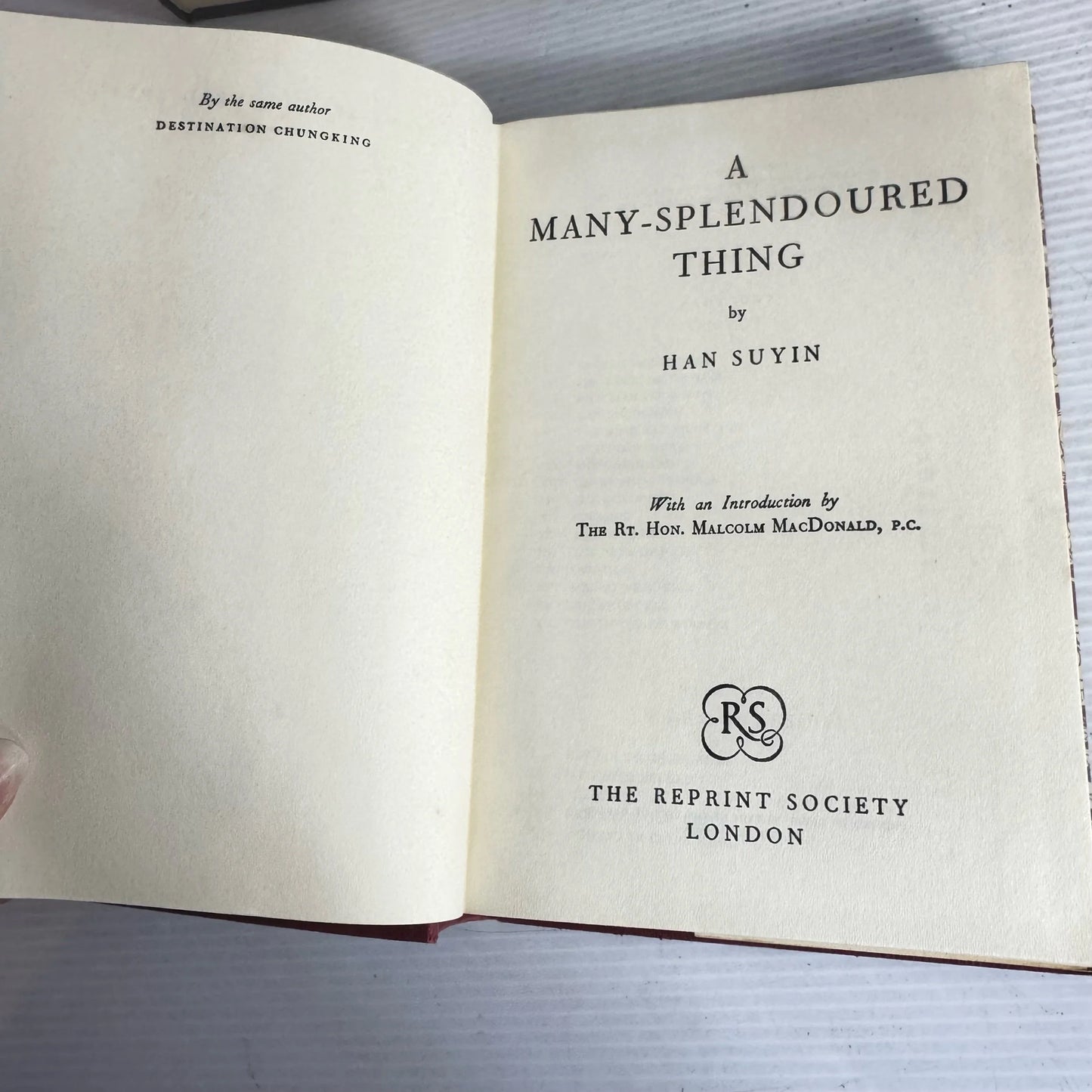 Vintage Books x 2 : A Many - Splendoured Thing - Han Suyin 1954 & Fanfare for a Witch - Vaughan Wilkins 1954 (2129)