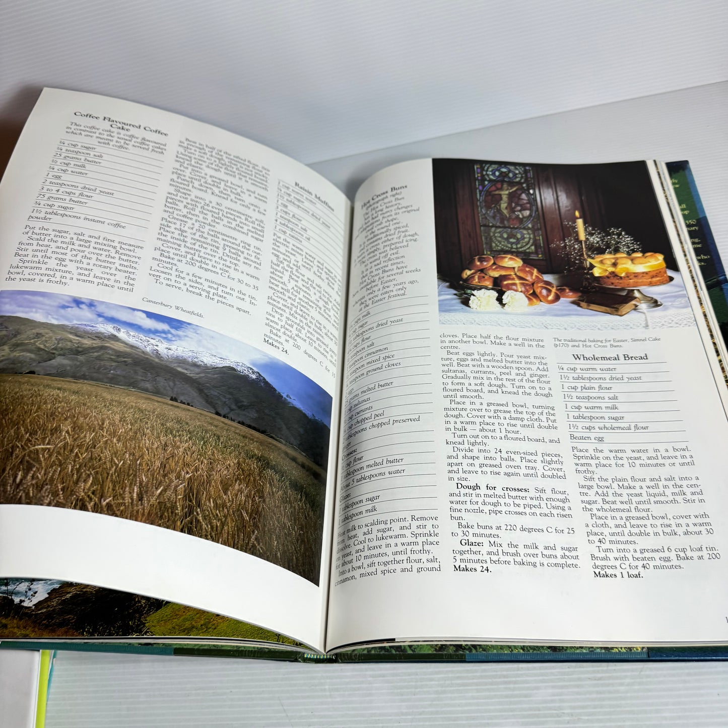 New Zealand Country Cooking Book Bundle x 3 : Made with Love : The Cage-Free Farming Cookbook, Country New Zealand : A Culinary Journey, The New Zealand Beautiful Cookbook - Tui Flower(2935)