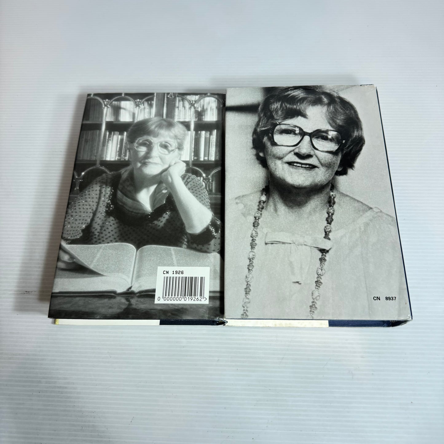 Catherine Cookson Book Bundle x 2 : The Harrogate Secret & The Man Who Cried (2471)