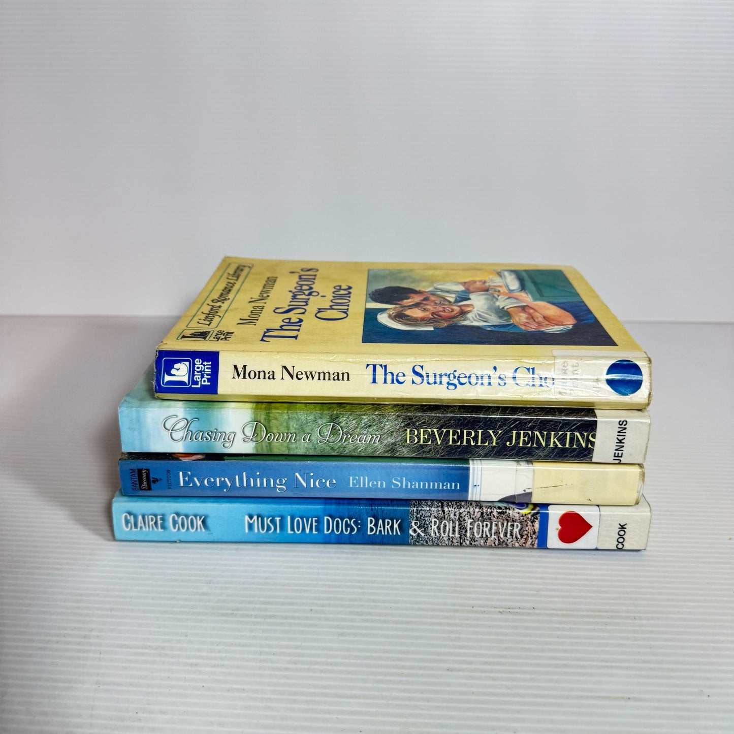 Romance Book Bundle x 4 : Mixed Authors (2273)