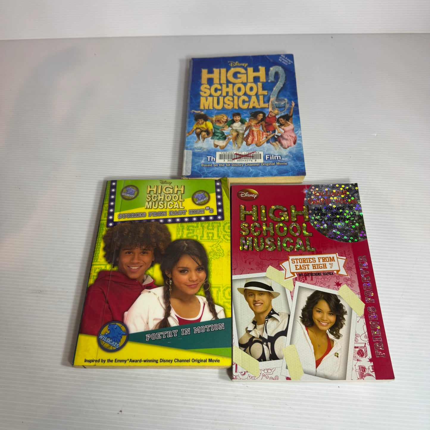 High School Musical 2 Book Bundle x 3 Books (2563)