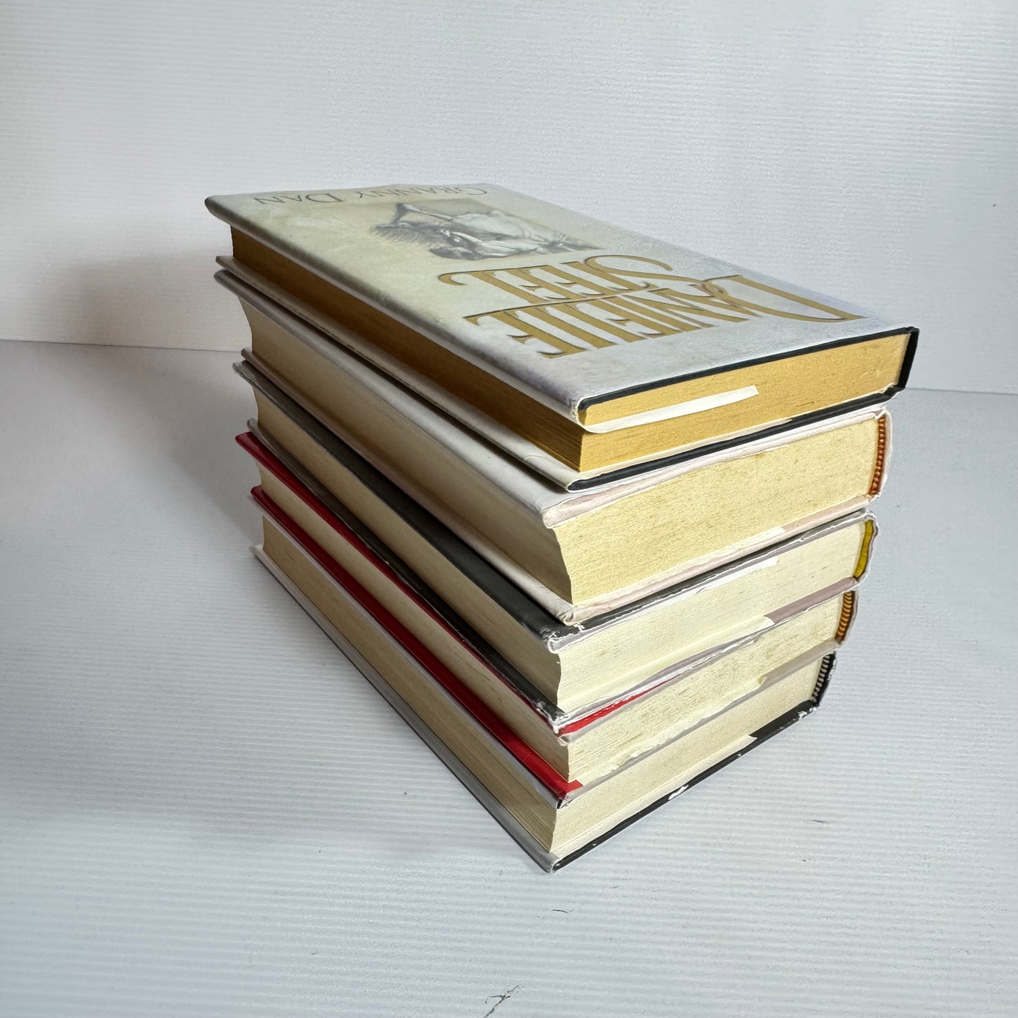 Danielle Steel Book Bundle x 5 Books : Granny Dan, Mixed Blessings, Daddy, Vanished, The Ghost (3110)