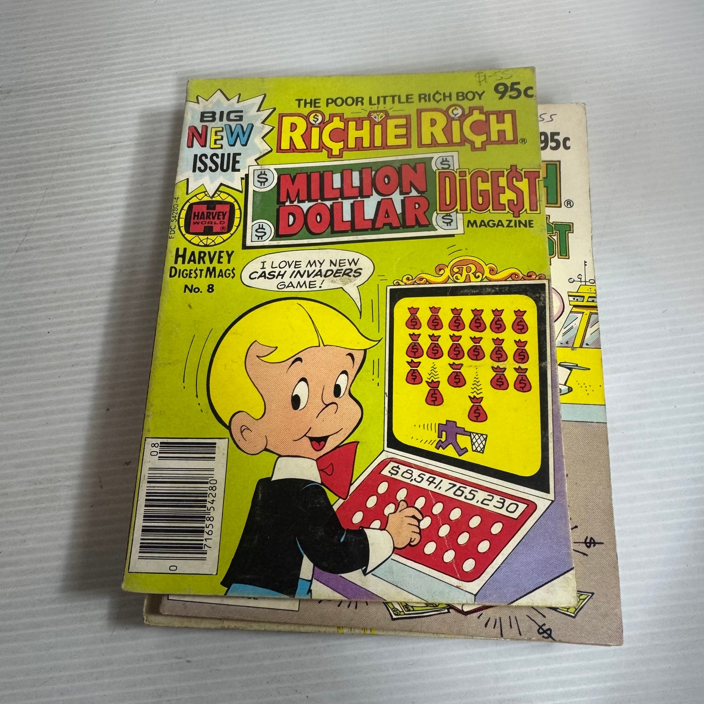 Vintage 1970's Richie Rich Comic Book Collection - 16 Books (2590)