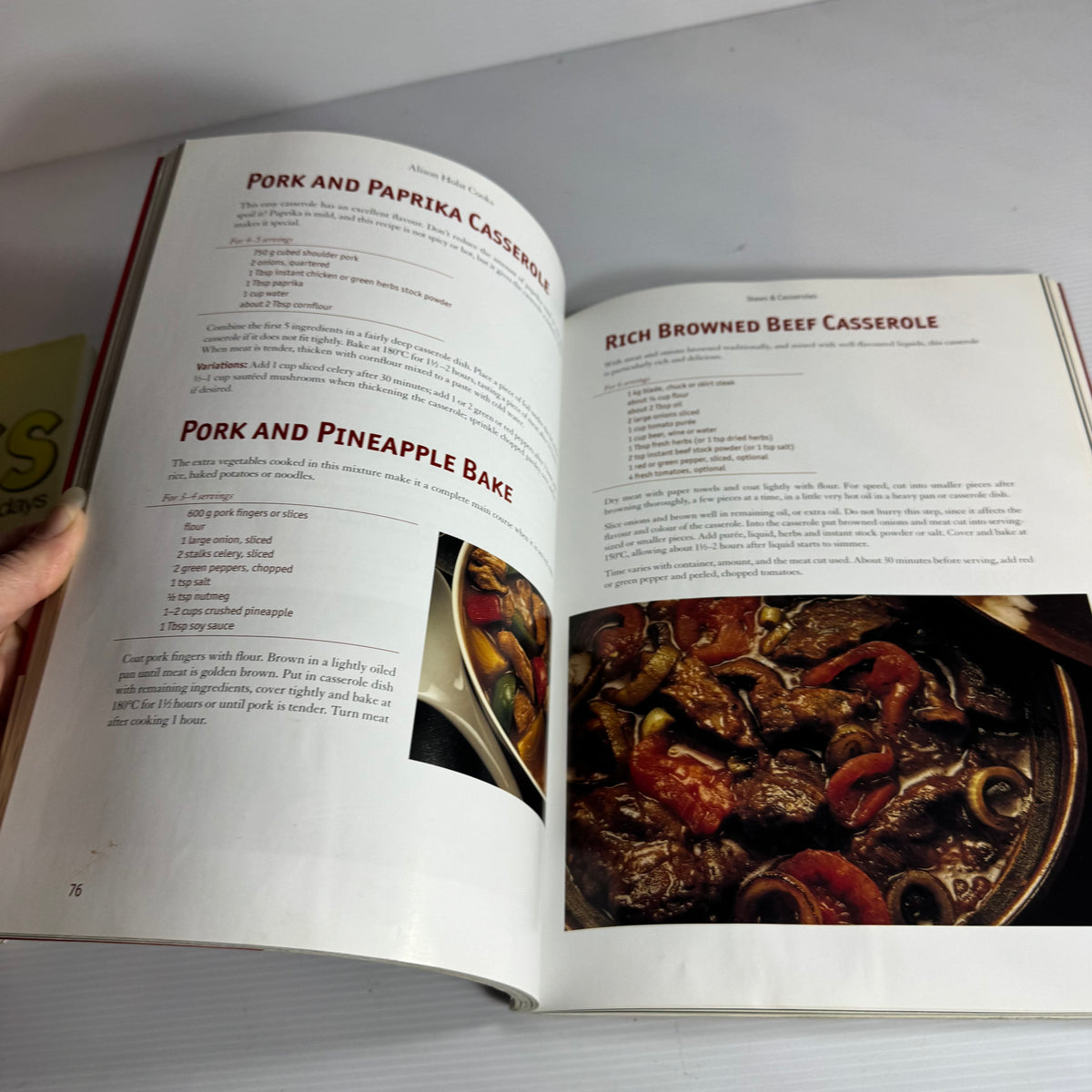 Alison Holst Cookbook Bundle x 2 : Cooks : Cool Food For Warmer Days & Warming Food For Cooler Days (3250)