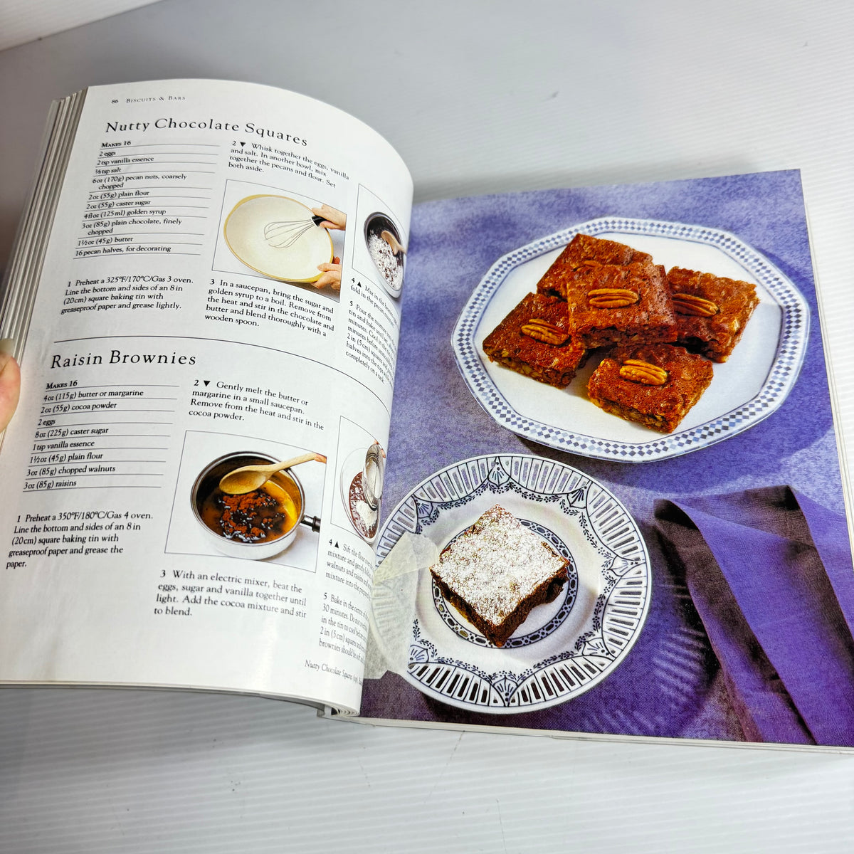 Baking Cookbook Bundle x 2 : Complete Baking - Martha Day & Baking : A Common Sense Guide - Bay Books (3232)