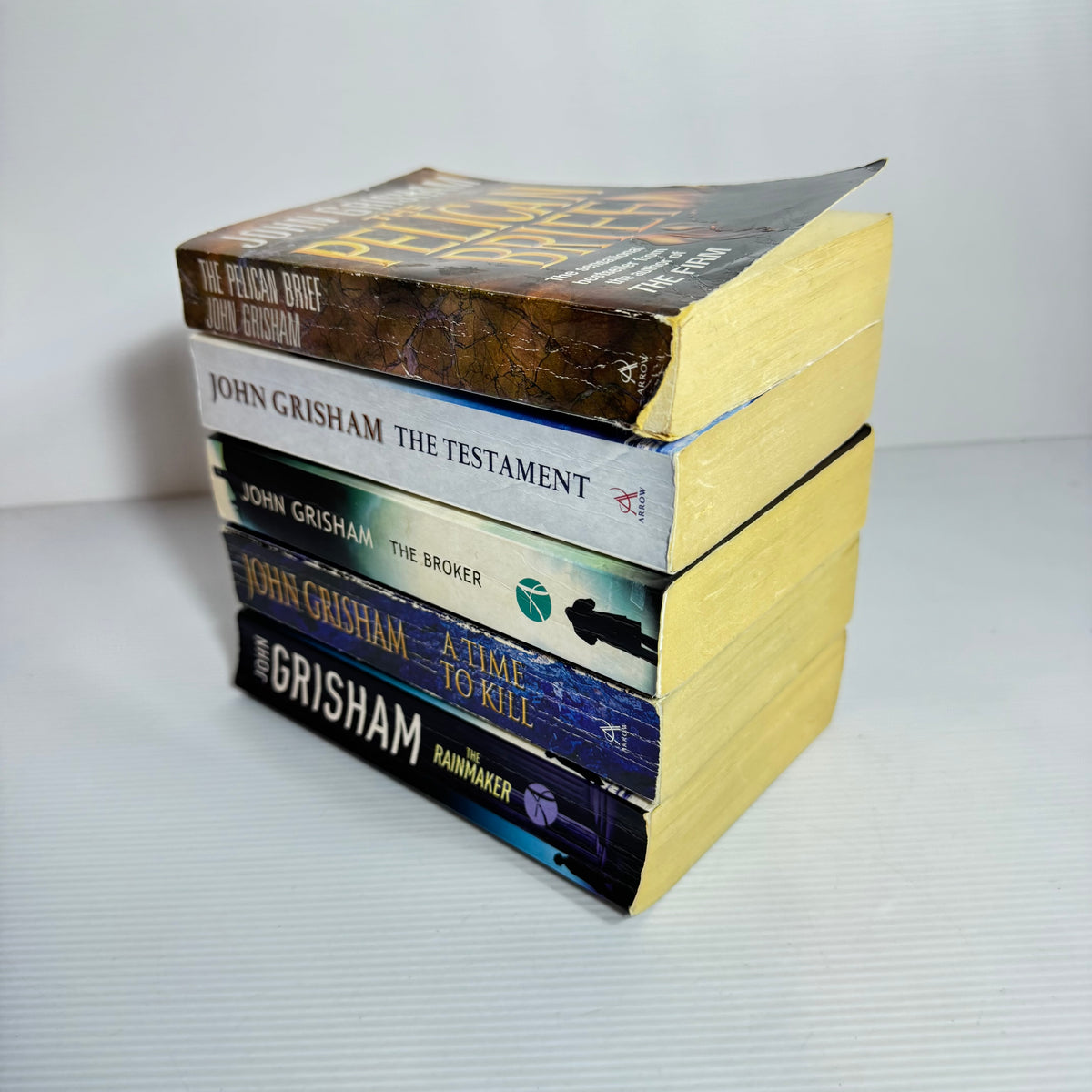 John Grisham Bundle x 5 : The Broker, The Testament, The Pelican Brief, A Time To Kill, The Rainmaker (3435)