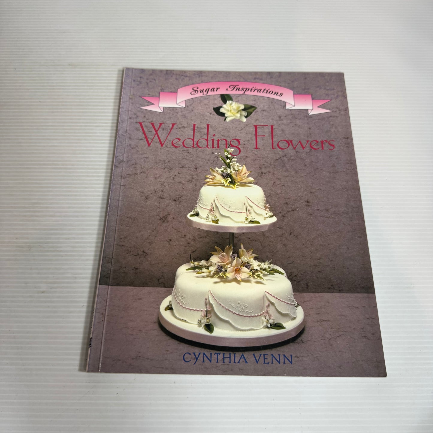Sugar Craft / Icing Book Bundle x 2 Books : Creative Sugarpaste & Wedding Flowers(2478)
