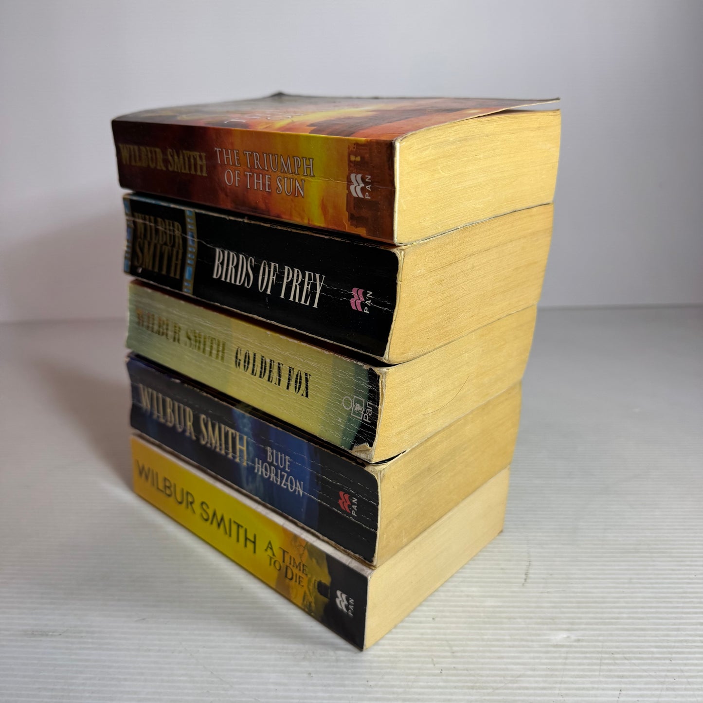 Wilbur Smith "Courtney Series" Book Bundle x 5 Books (2959)