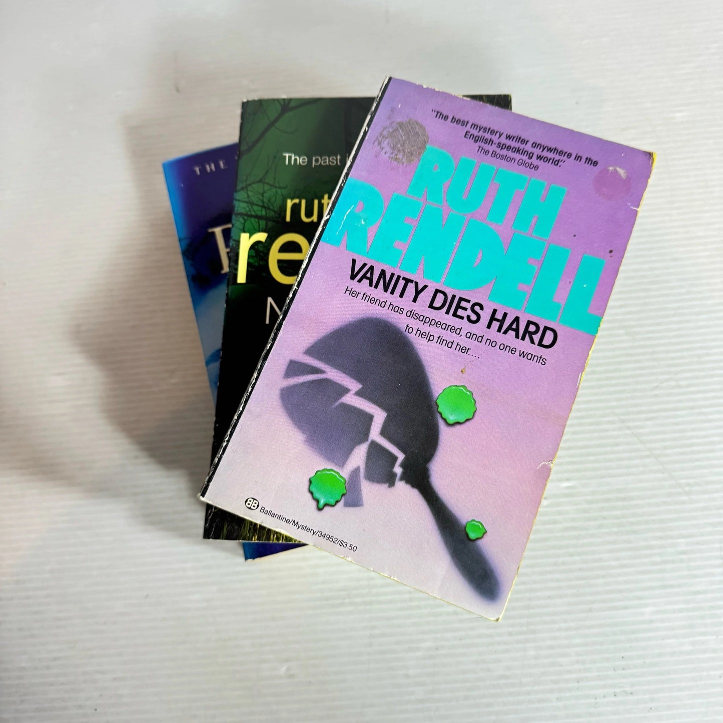 Ruth Rendell Book Bundle x 3 Books : Vanity Dies Hard, Not In the Flesh, Kissing The Gunner's Daughter  (2015)