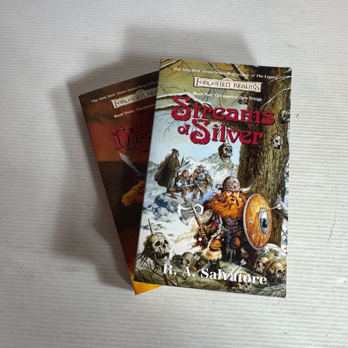 R. A. Salvatore "The Icewind Dale" Books 2 & 3 - Steams of Silver & The Halfing's Gem (2962)