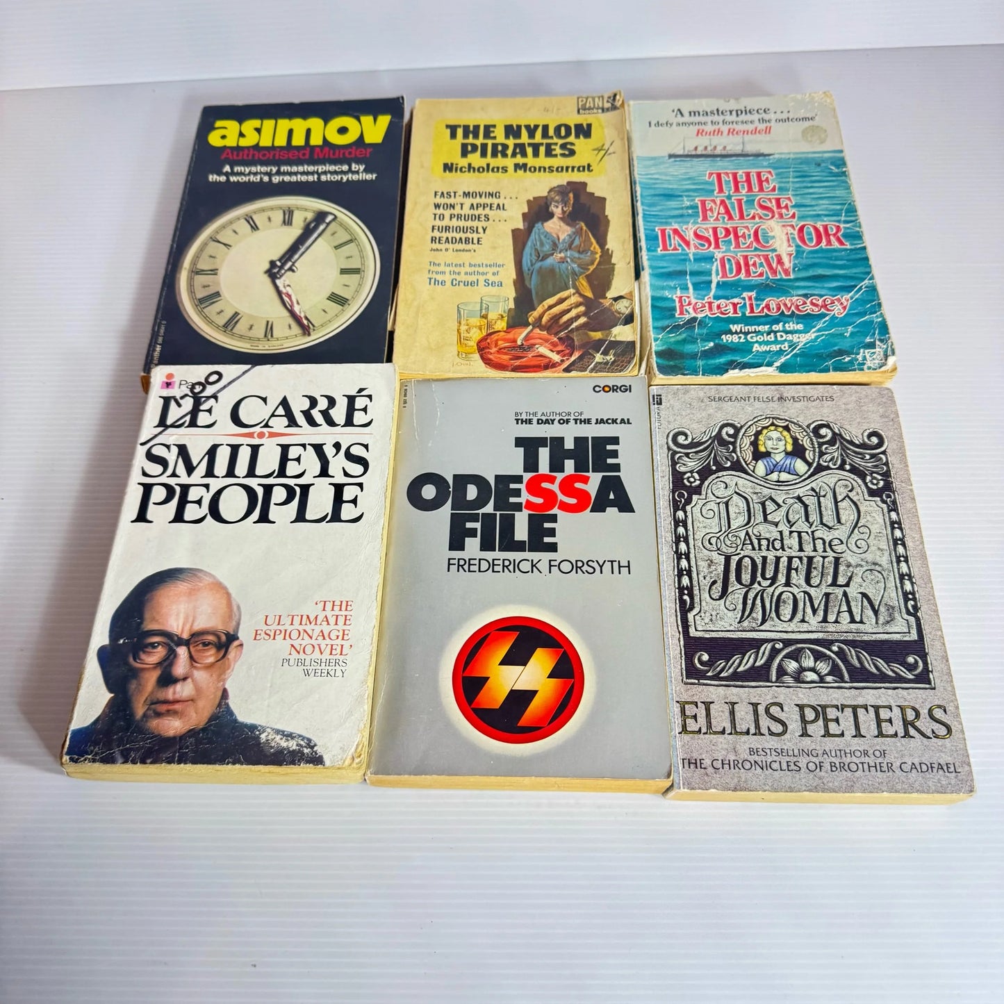 Vintage Thriller/Suspense Book Bundle x 6 Books : Mixed Authors (Vintage 1963 - 1988  (2224)