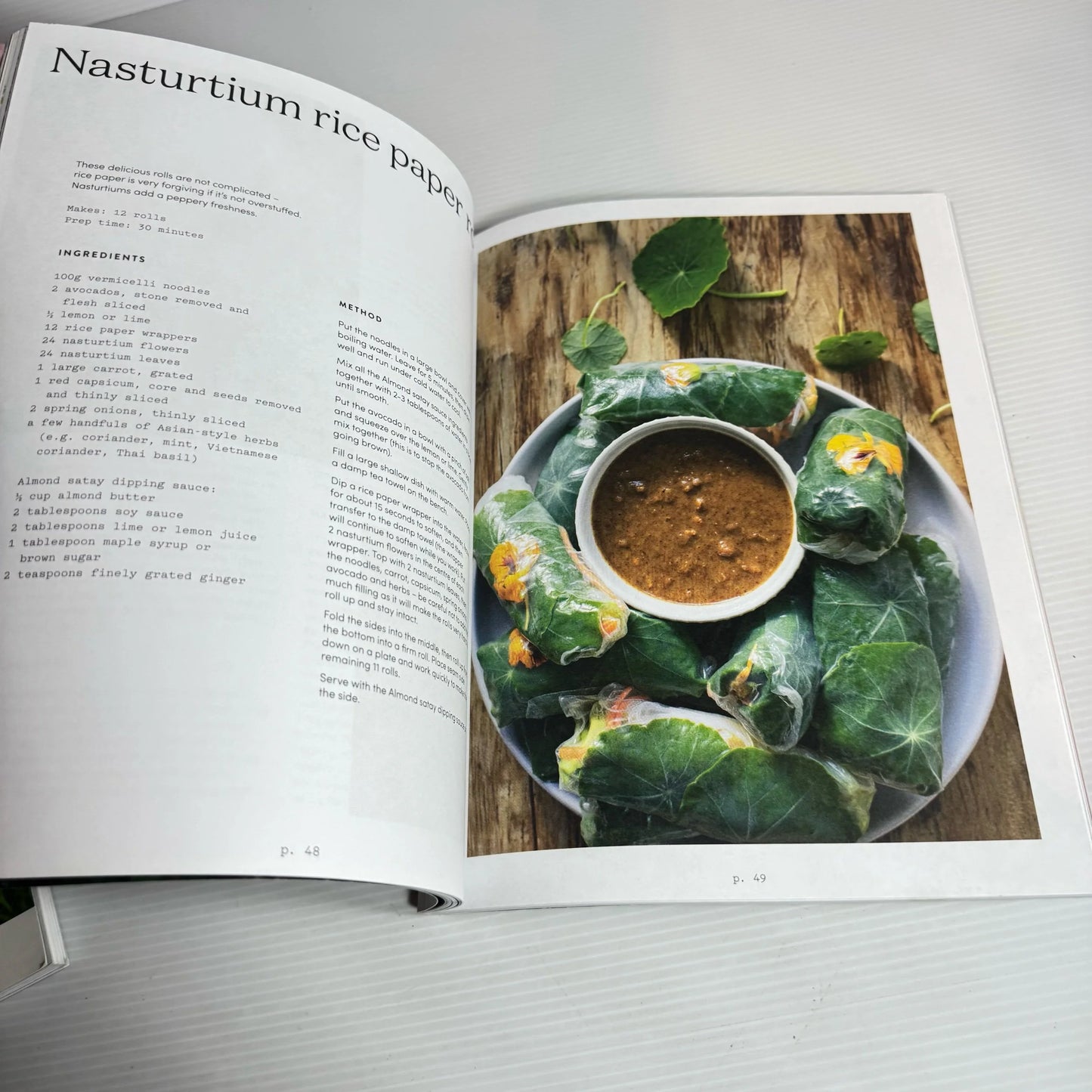 Nadia Journal Magazine Bundle x 3 : Issues 1, 8 & 9 (2275)