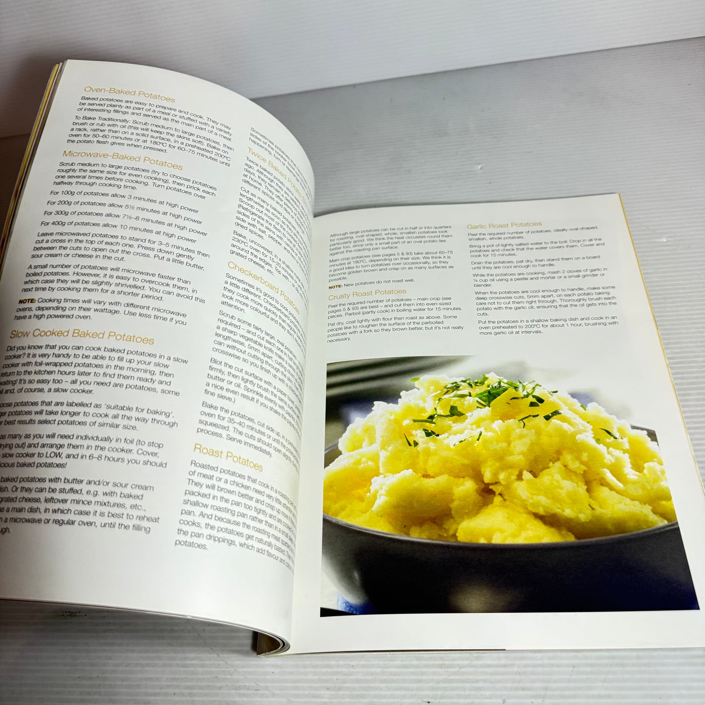 Potato Cookbook Bundle x 3 : Alison Holst's Best Potato Recipes, Basics to Brilliance Potato Recipes - Family Circle, Popular Potatoes - Simon & Alison Holst(2931)