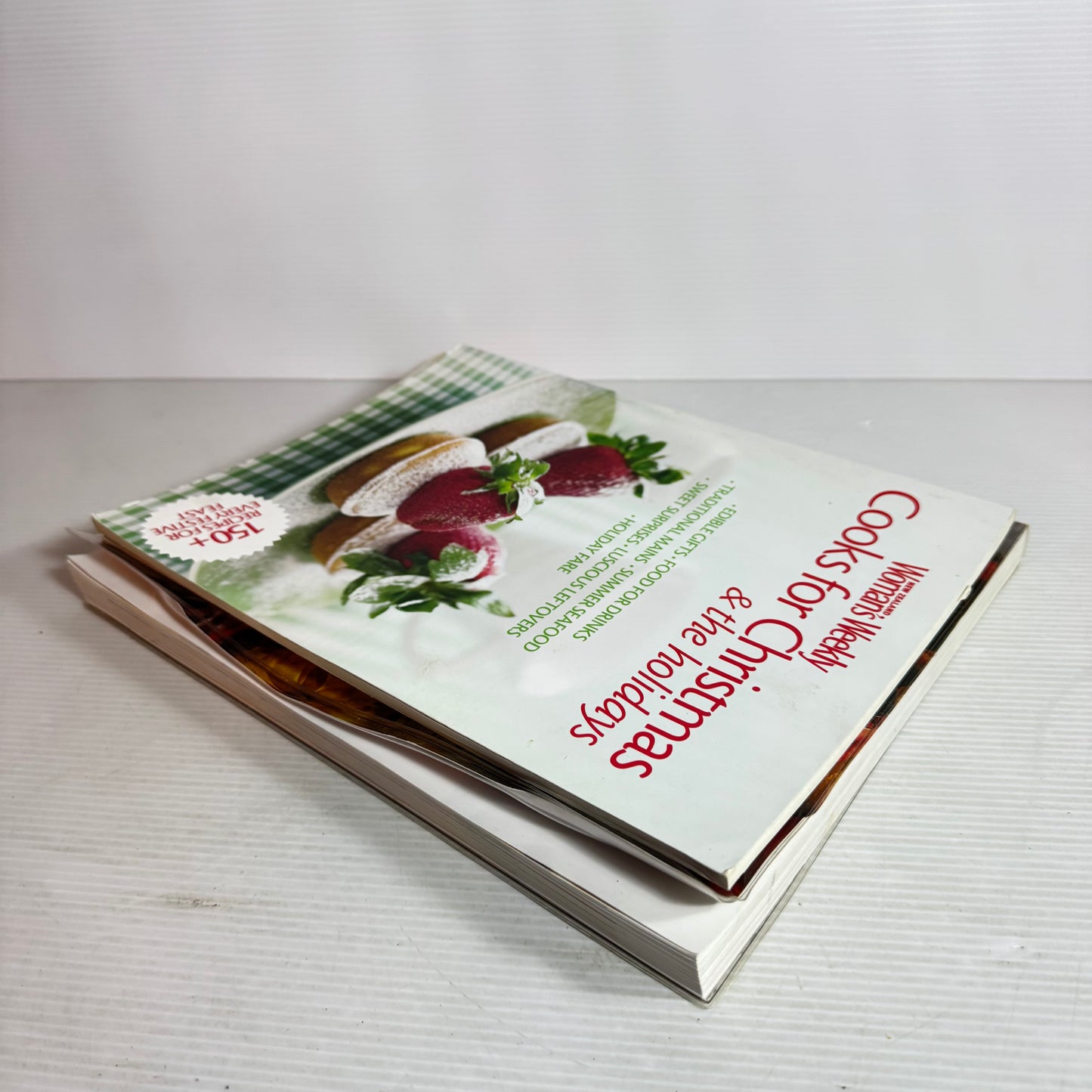 Christmas Cookbook Bundle x 3 Books (2794)