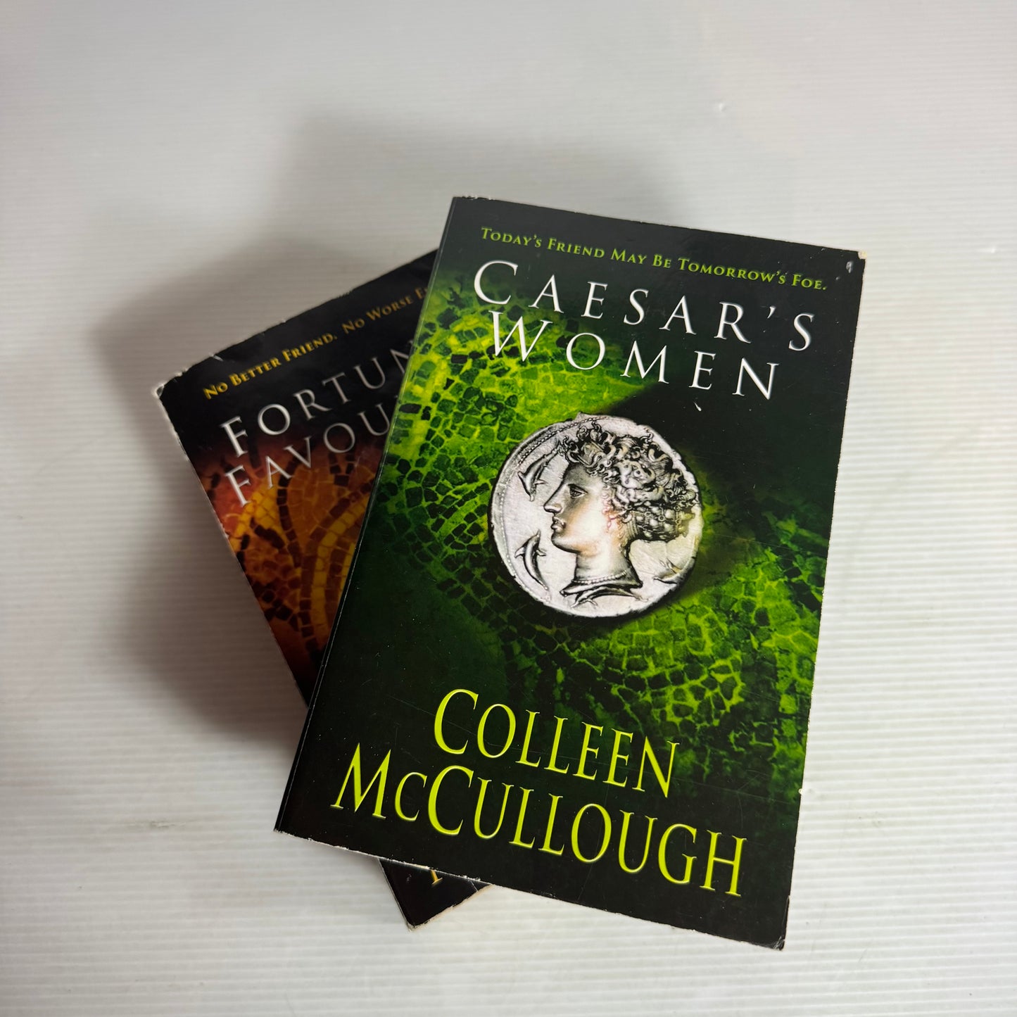 Colleen McCullough Book Bundle x 2 : Caesar's Women & Fortune's Favourites (2828)