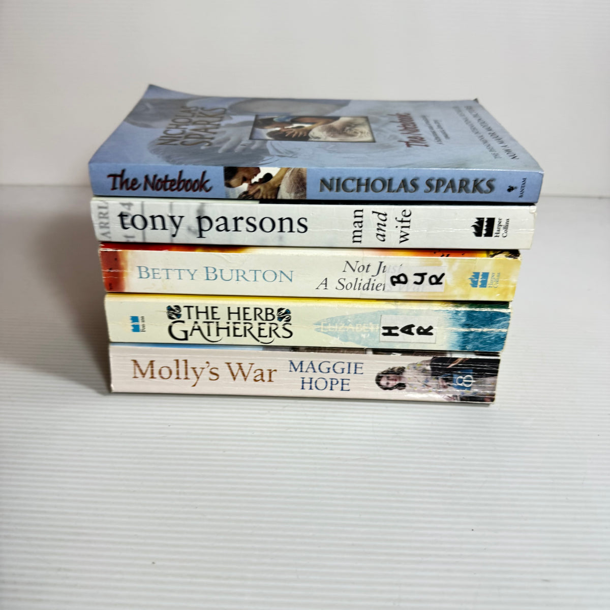 Romance Bundle x 5 : The Notebook - Nicholas Sparks, Man and Wife - Tony Parsons, The Herb Gathers - Elizabeth Harris, Molly's War - Maggie Hope, Not Just A Soldier's War - Betty Burton (3406)