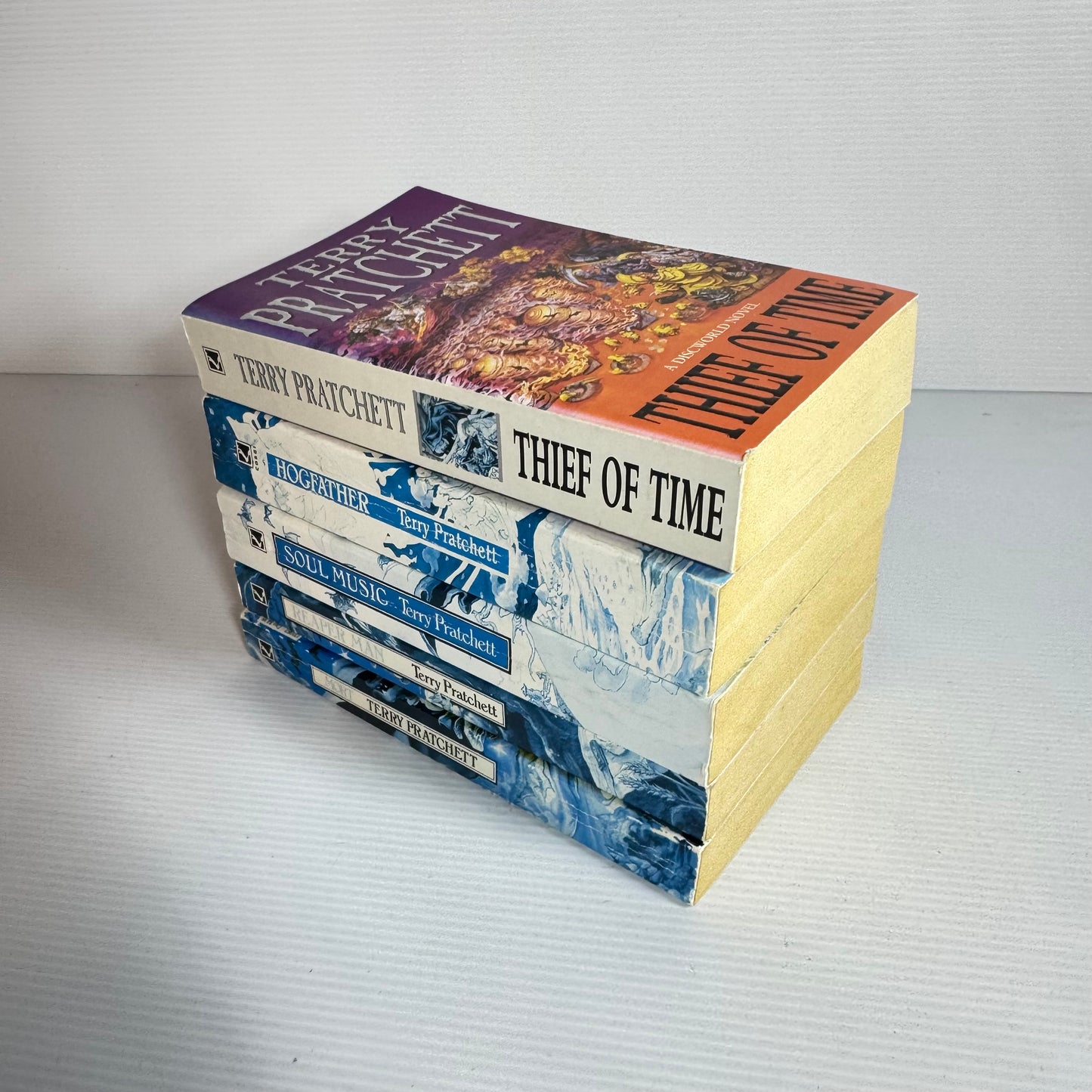 Death Novels Book Bundle x 5 Books - Terry Pratchett (3122)