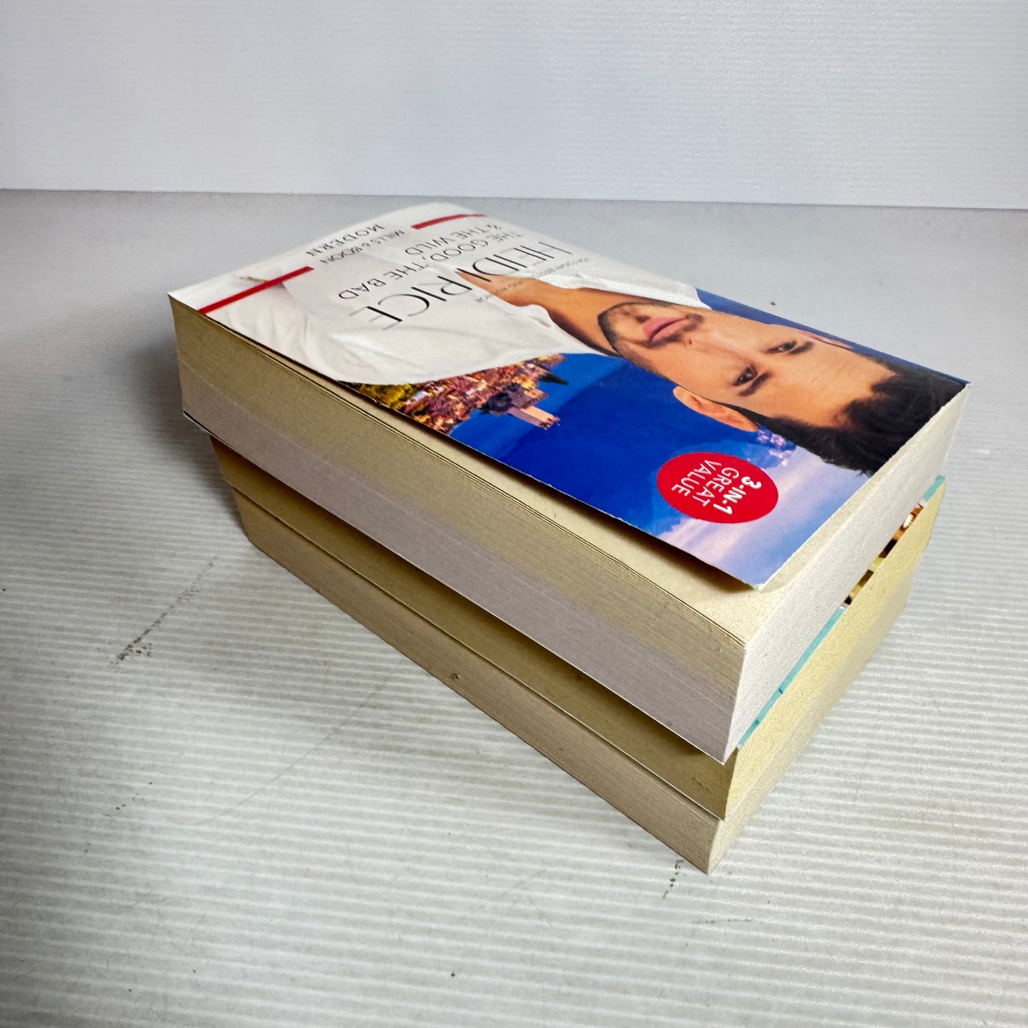 Mills & Boon Modern Romance Book Bundle x 3 Books 7 Stories (3024)