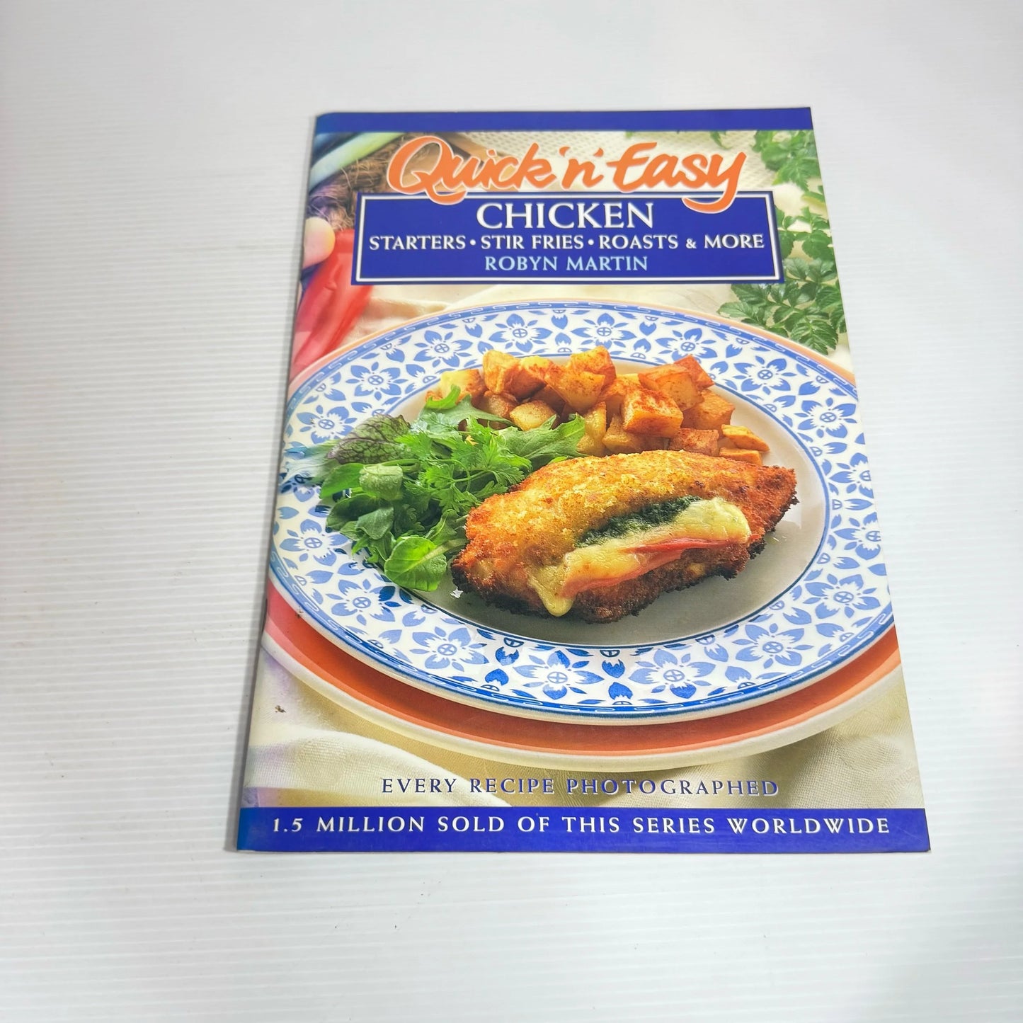 Quick 'n' Easy Cook Book Bundle x 2 : Salads : Dressings & More, & Chicken : Starters, Stir Fries, Roasts & More (2265)