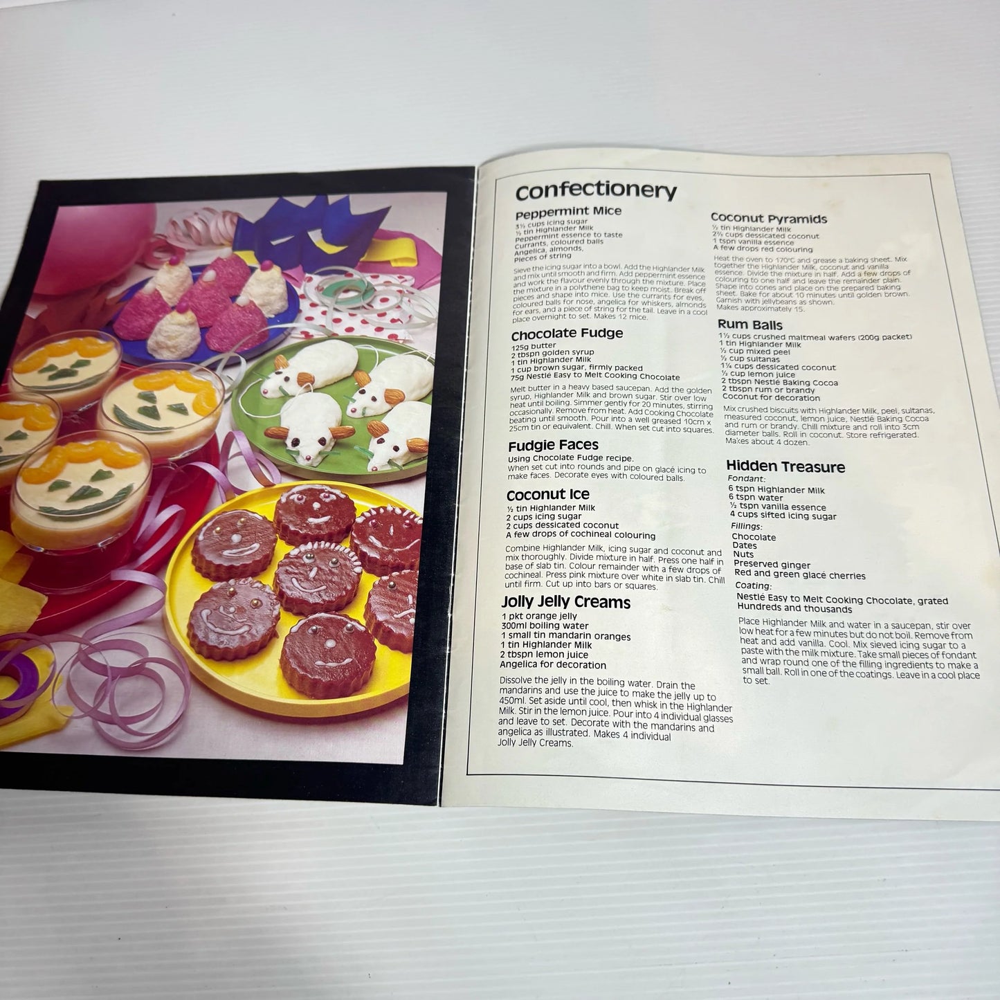 Vintage Cookbook Bundle x 6 Books (2254)