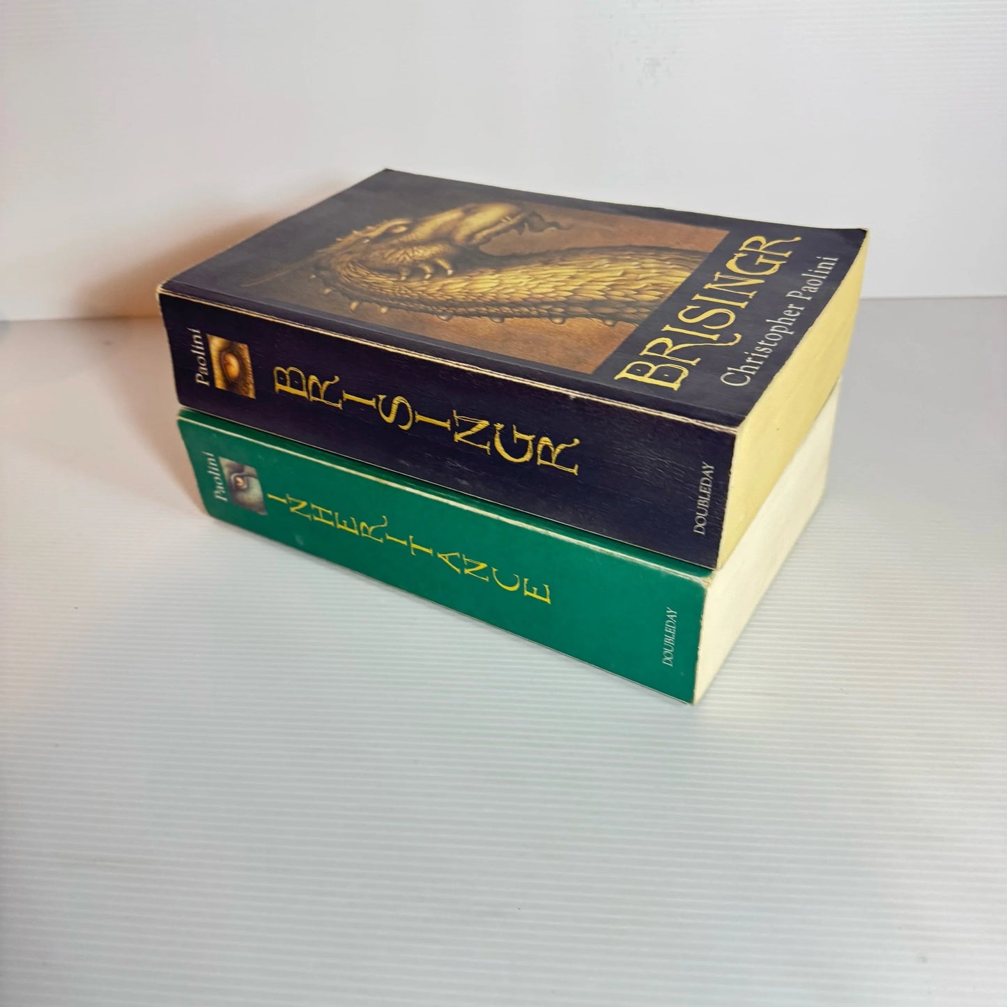 Christopher Paolini Book Bundle x 2 Books : Brisingr (Book 3) & Inheritance (Book 4) (2212)