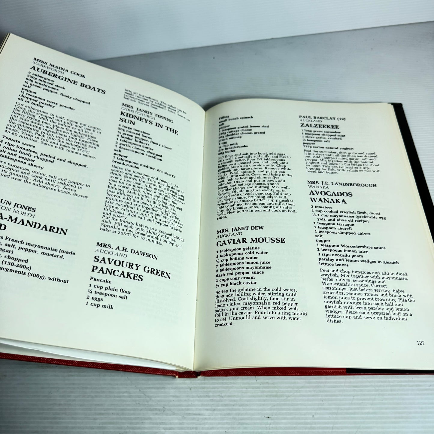 Vintage TV Cookbook Bundle x 3 : The Des Britten Cookbook, Beauty and the Beast Cookbook - Anne Toft, Graham Kerr's Minimax Cookbook (3050)