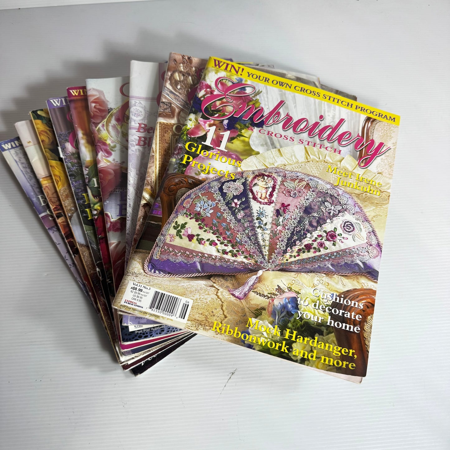 Embroidery & Cross Stitch Magazine Bundle x 9 Magazines (3238)