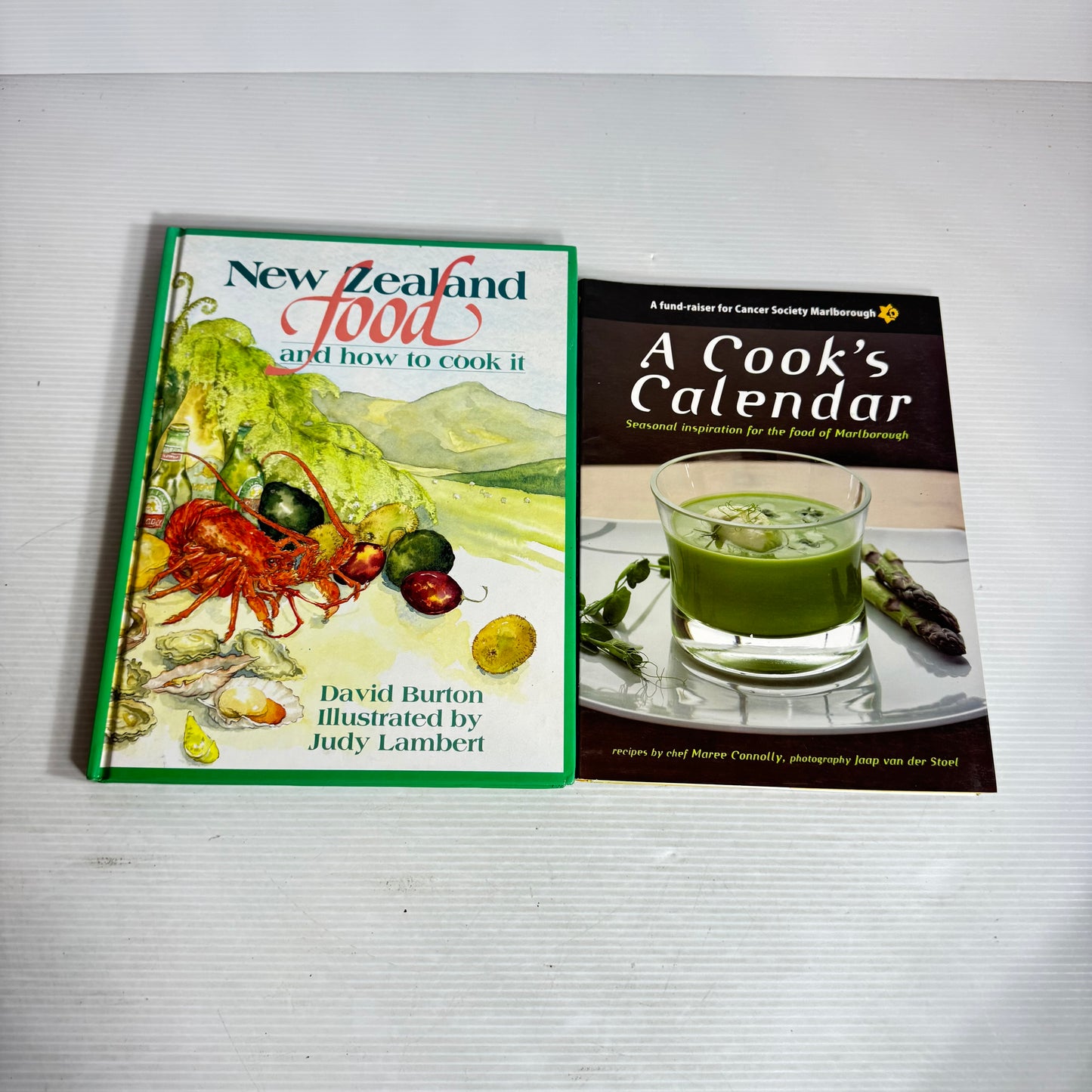 New Zealand Cookbook Bundle x 2 : A Cook's Calendar - Maree Connolly & New Zealand Food and How to Cook It - David Burton(2922)