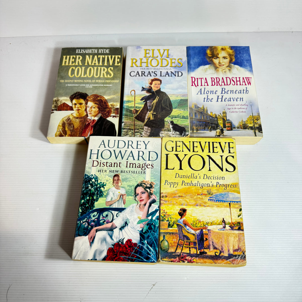 Historical Fiction Bundle x 5 : Her Native Colours - Elisabeth Hyde, Cara's Land - Elvi Rhodes, Alone Beneath the Heaven - Rita Bradshaw, Daniella's Decision Poppy Penhaligon's Progress - Genevieve Lyons, Distant Images - Audrey Howard (3362)