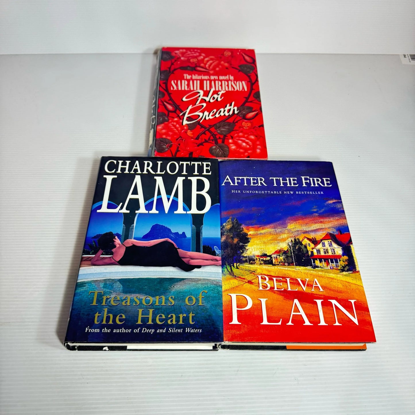 Romance Hardcover Book Bundle x 3 Books : Mixed Authors (2347)