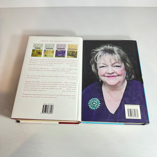 Maeve Binchy Book Bundle x 2 : Nights of Rain and Stars & Scarlet Feather (2437)