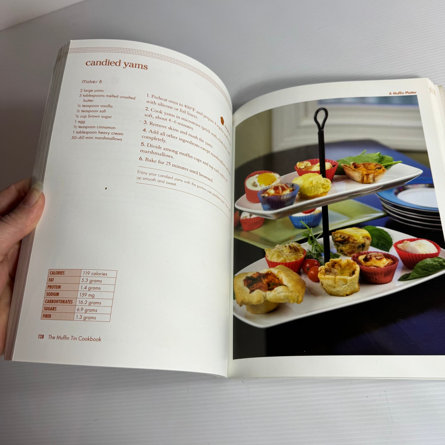Muffin Cookbook Bundle x 2 : Marvellous Muffins - Alison Holst and The Muffin Tin Cookbook - Brette Sember (3176)
