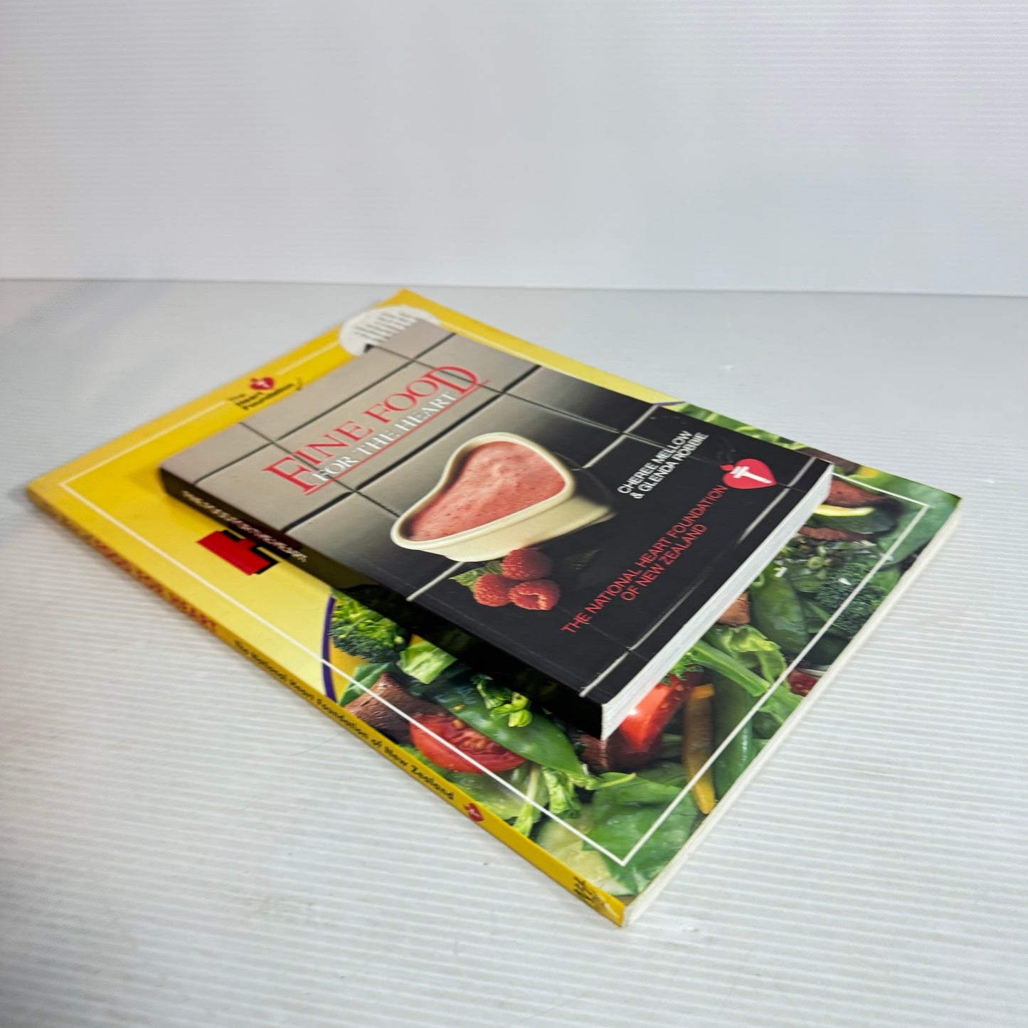 Healthy Heart Cookbook Bundle x 2 : Fine Food For the Heart - Cheree Mellow & Glenda Robbie, The Best of Food for the Heart - The Heart Foundation (2801)(2801)