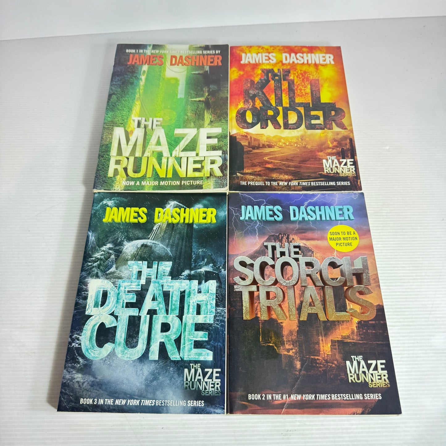 The Maze Runner Boxed Set x 4 Books : The Maze Runner, The Scorch Trials, The Death Cure, The Kill Order (2982)