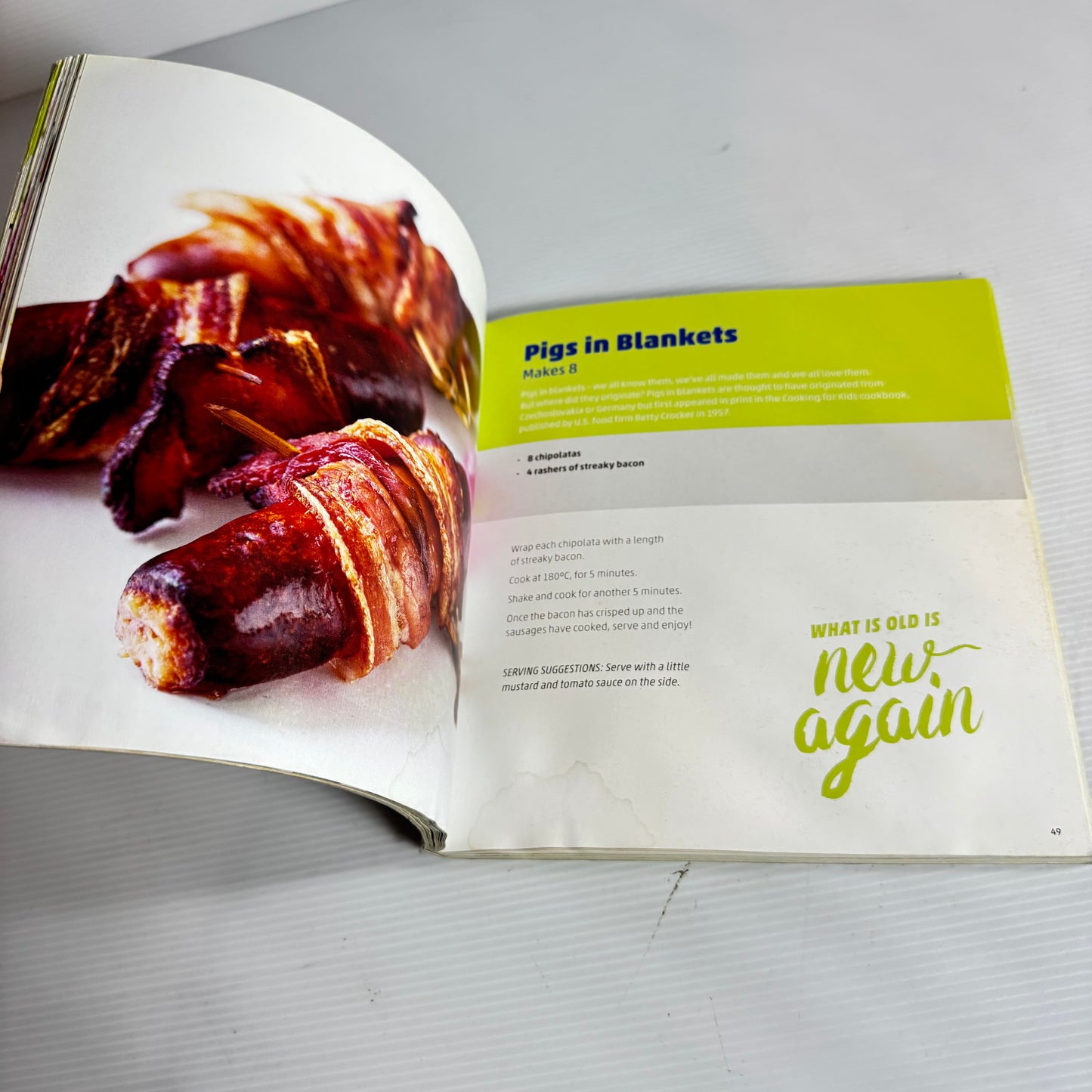 Air Fryer Book Bundle x 2 : The Easiest Air Fryer Book Ever! - Kim McCosker & Taste the World with Actifry - Tefal (3207)