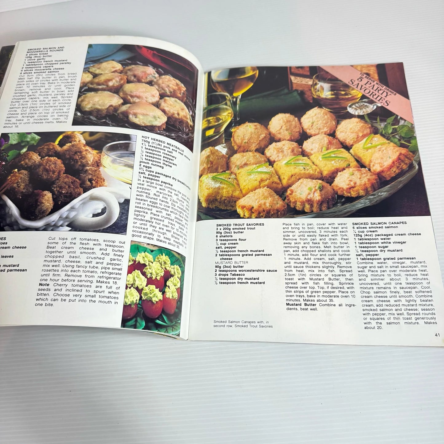 The Australian Women's Weekly Vintage Book Bundle x 3 (Vintage 1980's to 1990's) (2252)