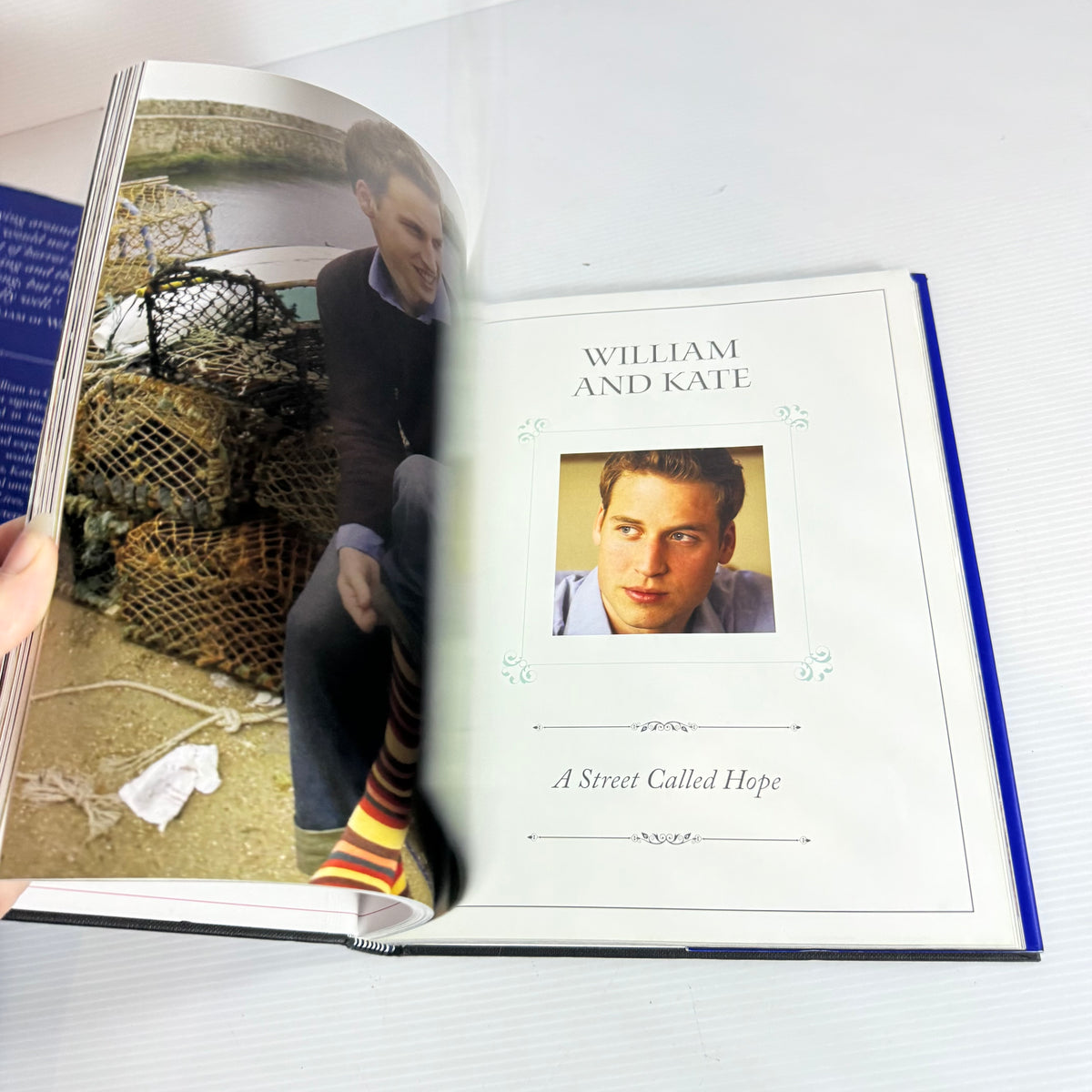 Royal Family Book Bundle : William& Catherin - Andrew Morton, William : The Man Who Will Be King - Nicolas Davies, Diana : A Tribute to the People's Princess (3228)