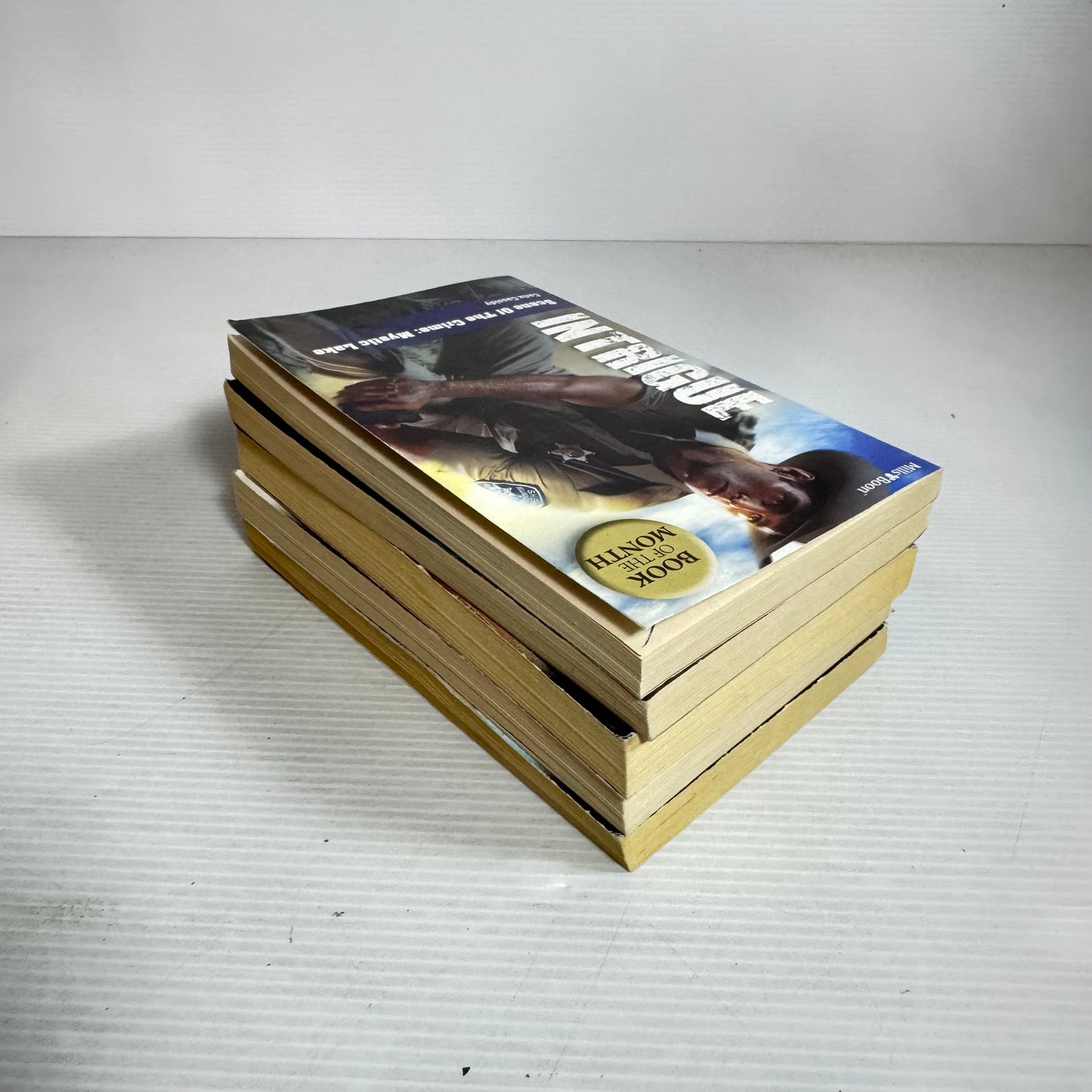 Mills & Boon Intrigue Romance Book Bundle x 5 Books (2587)