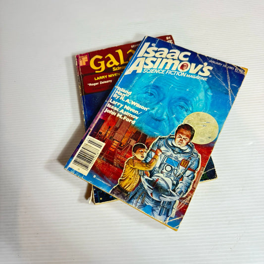 Science Fiction Vintage Magazine Bundle x 2 : Isaac Asimov's Science Fiction Magazine (1981) & Galaxy (1976) (2360)