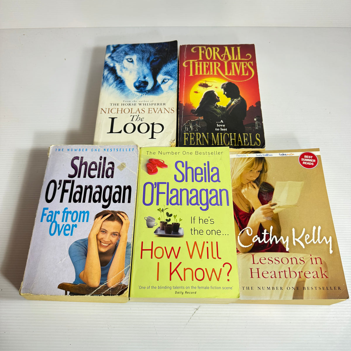 Contemporary Romance Bundle x 5 : The Loop - Nicholas Evans, For All Their Lives - Fern Michaels, Lessons In Heartbreak - Cathy Kelly, How Will I Know & Far From Over- Sheila O'Flanagan, (3422)
