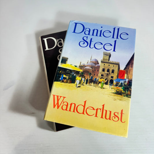 Danielle Steel Hardcover Book Bundle x 2 Books : Star & Wanderlust (2457)