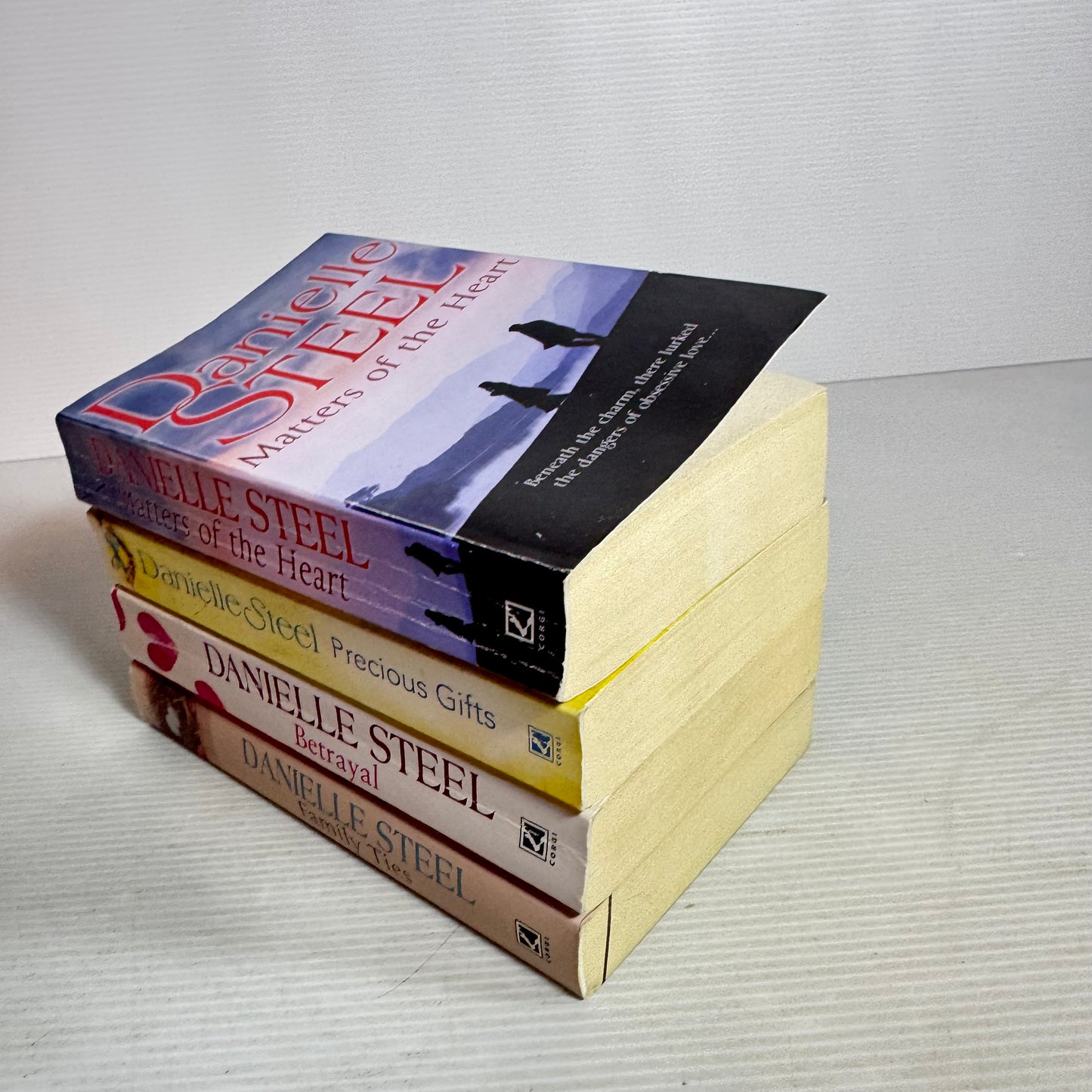 Danielle Steel Book Bundle x 4 : Precious Gifts, Betrayal, Matters of the Heart, Family Ties (2842)