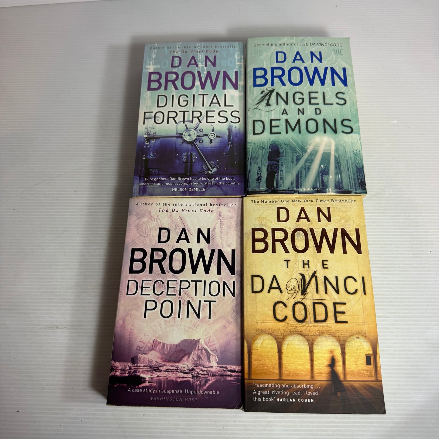Dan Brown Book Bundle x 4 Books : Digital Fortress, Angels and Demons, Deception Point, The Da Vinci Code(2833)